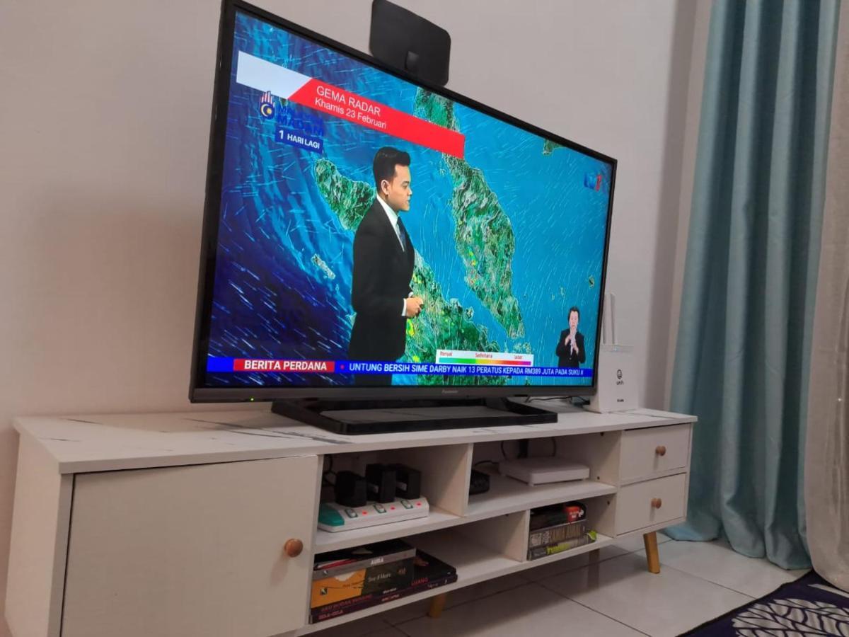 Impiana Homestay Near Putrajaya, Cyberjaya, Musliem Only,Wifi,Netflix كامبونج دنغكيل المظهر الخارجي الصورة