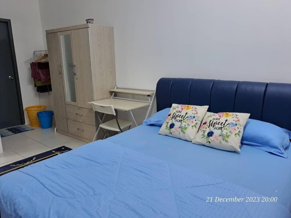 Impiana Homestay Near Putrajaya, Cyberjaya, Musliem Only,Wifi,Netflix كامبونج دنغكيل المظهر الخارجي الصورة
